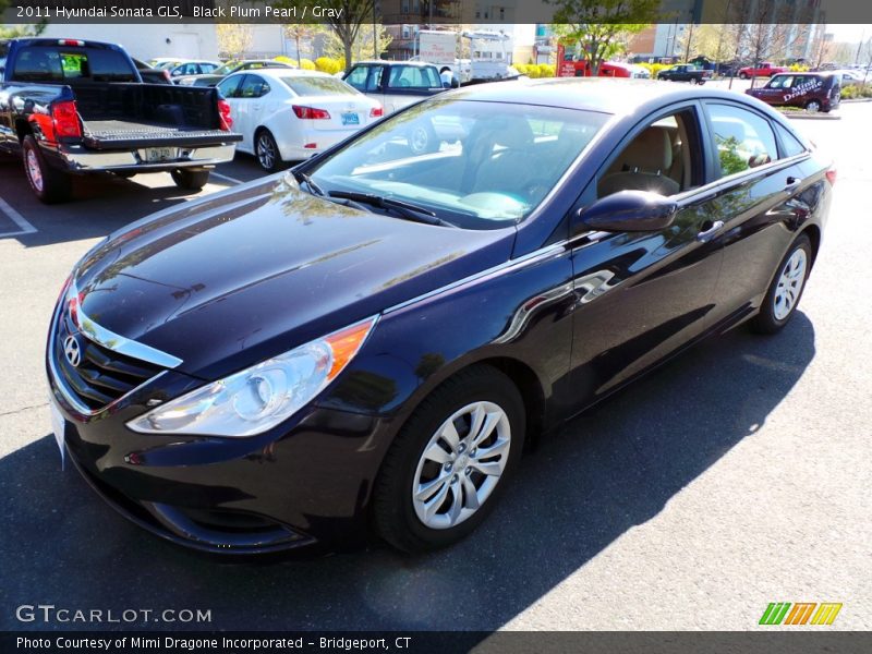 Black Plum Pearl / Gray 2011 Hyundai Sonata GLS