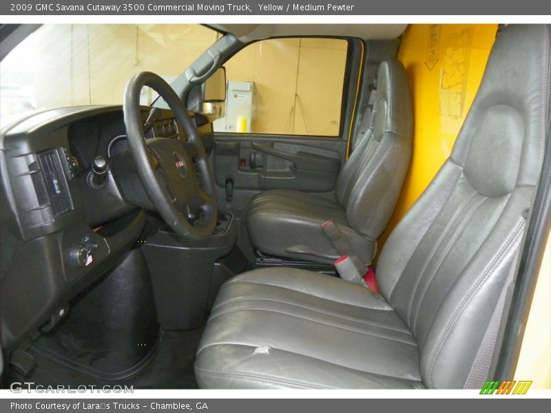Yellow / Medium Pewter 2009 GMC Savana Cutaway 3500 Commercial Moving Truck