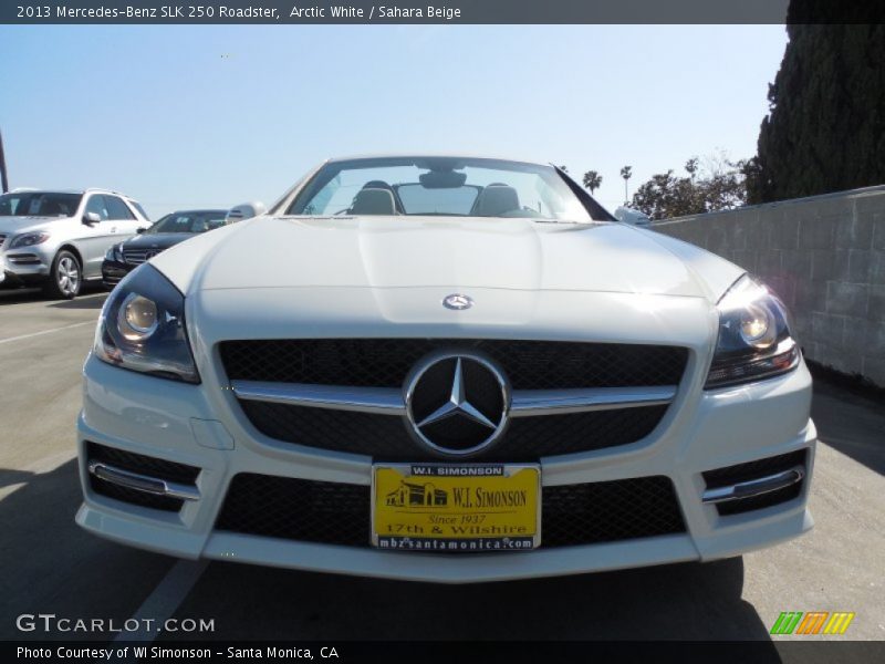 Arctic White / Sahara Beige 2013 Mercedes-Benz SLK 250 Roadster