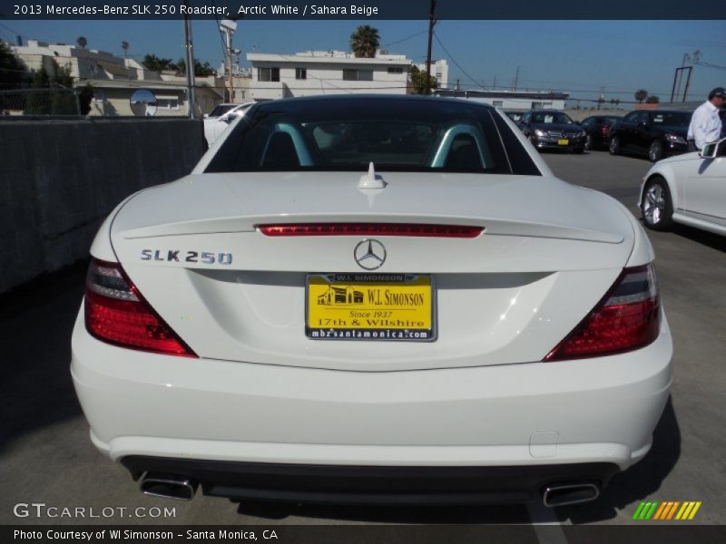 Arctic White / Sahara Beige 2013 Mercedes-Benz SLK 250 Roadster