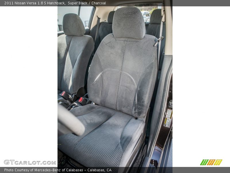 Super Black / Charcoal 2011 Nissan Versa 1.8 S Hatchback