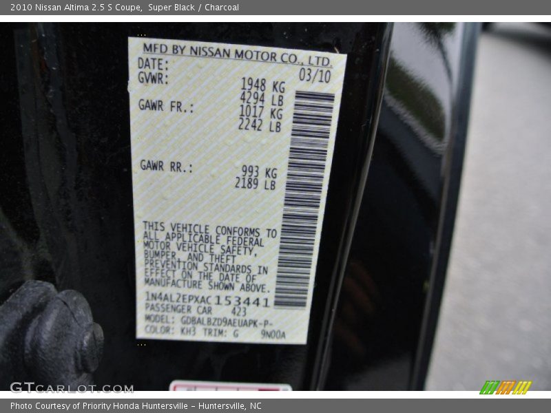 Super Black / Charcoal 2010 Nissan Altima 2.5 S Coupe