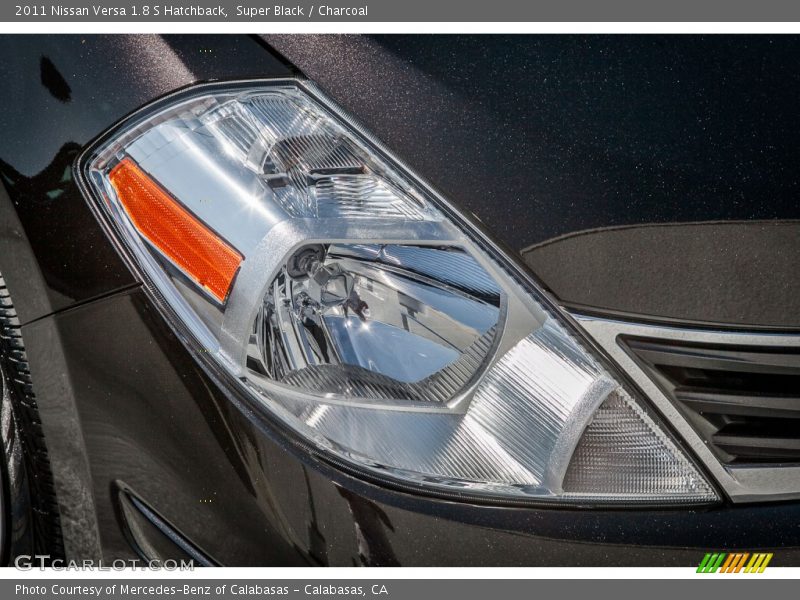 Super Black / Charcoal 2011 Nissan Versa 1.8 S Hatchback