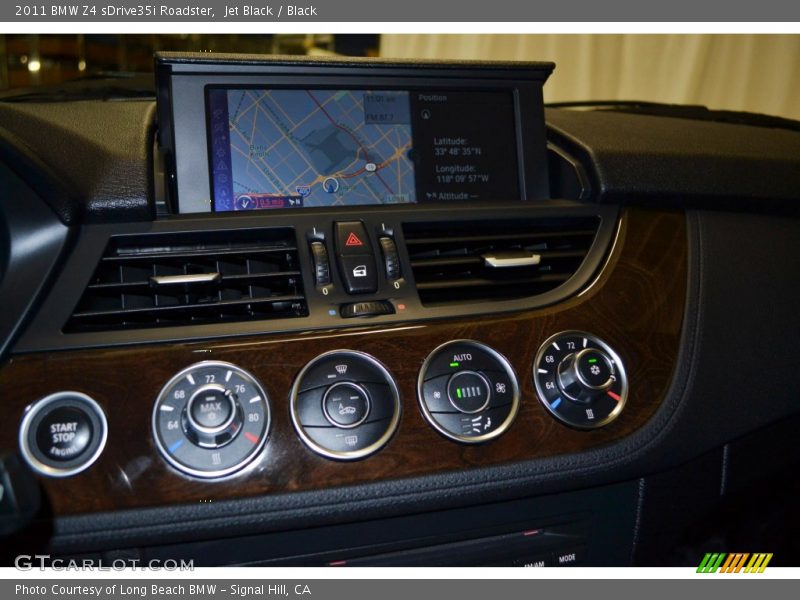 Controls of 2011 Z4 sDrive35i Roadster