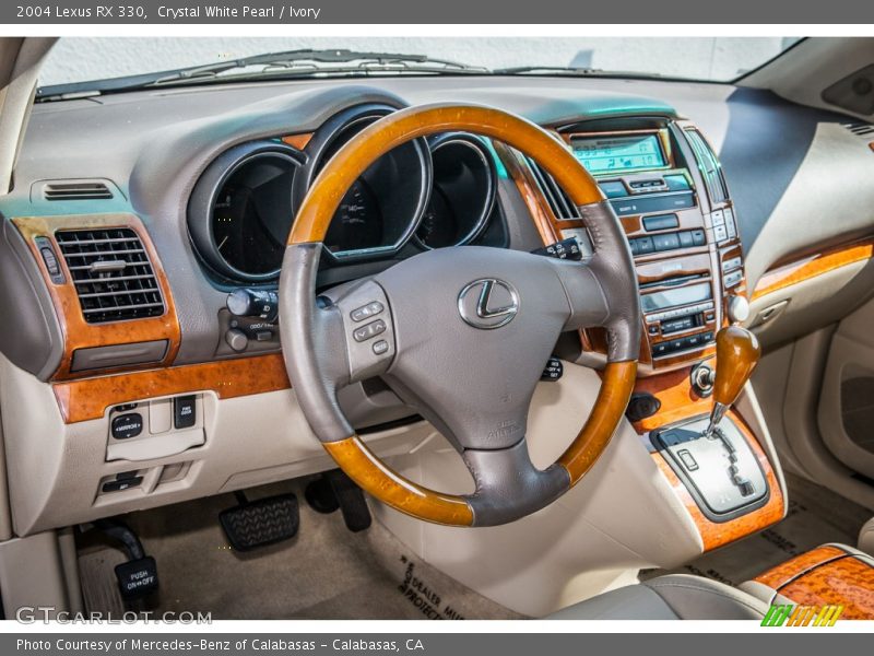 Dashboard of 2004 RX 330