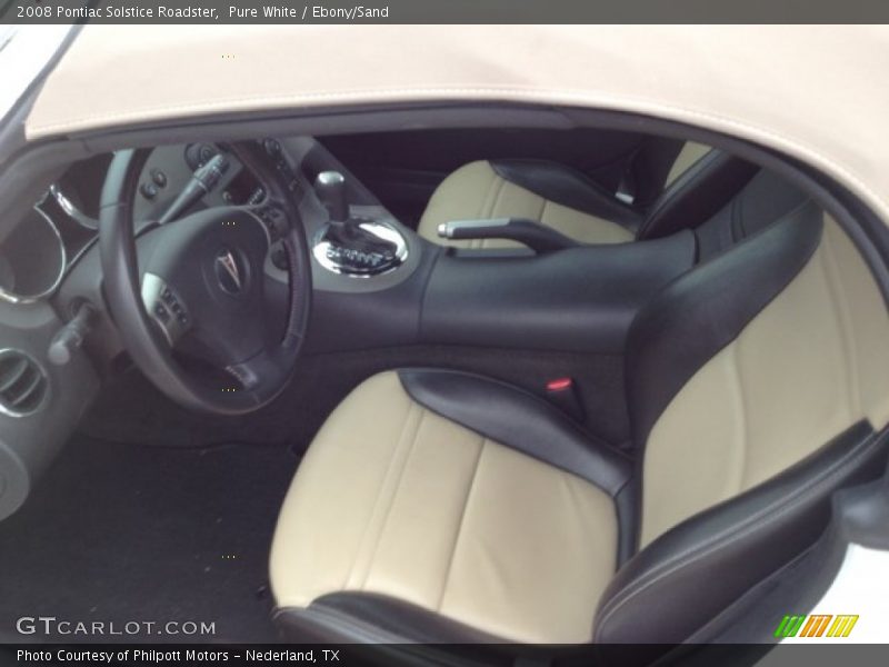 Pure White / Ebony/Sand 2008 Pontiac Solstice Roadster