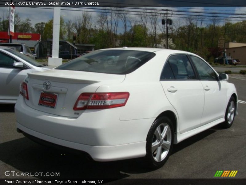 Super White / Dark Charcoal 2010 Toyota Camry SE