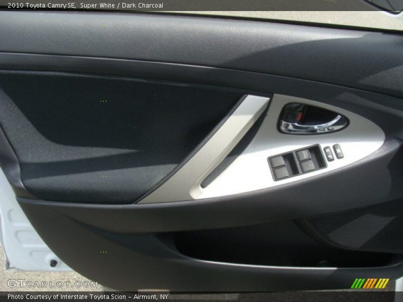 Super White / Dark Charcoal 2010 Toyota Camry SE