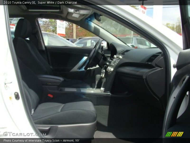 Super White / Dark Charcoal 2010 Toyota Camry SE