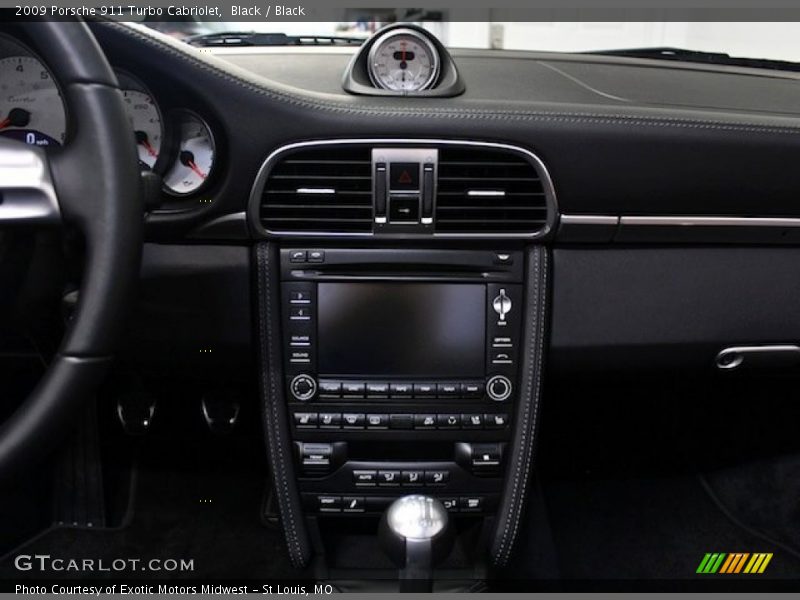 Controls of 2009 911 Turbo Cabriolet