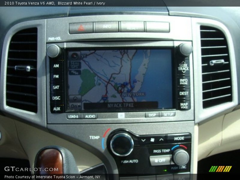 Blizzard White Pearl / Ivory 2010 Toyota Venza V6 AWD