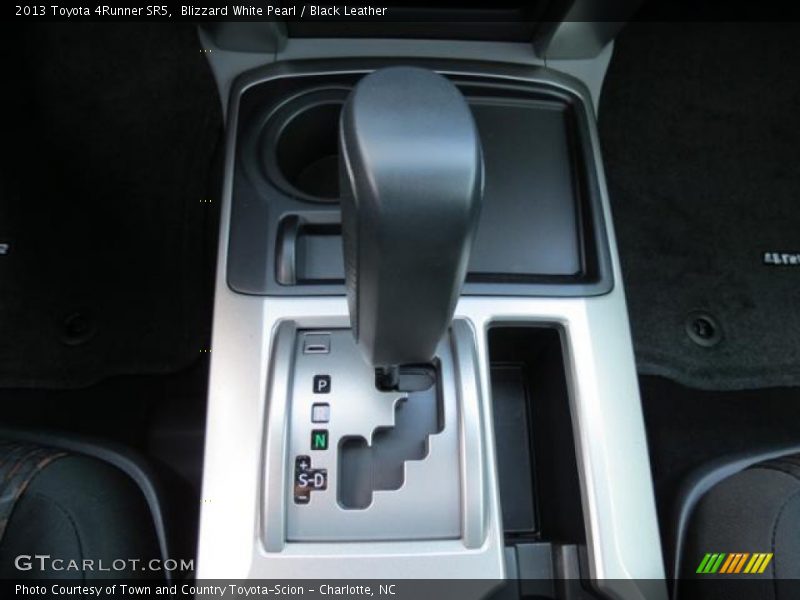 Blizzard White Pearl / Black Leather 2013 Toyota 4Runner SR5