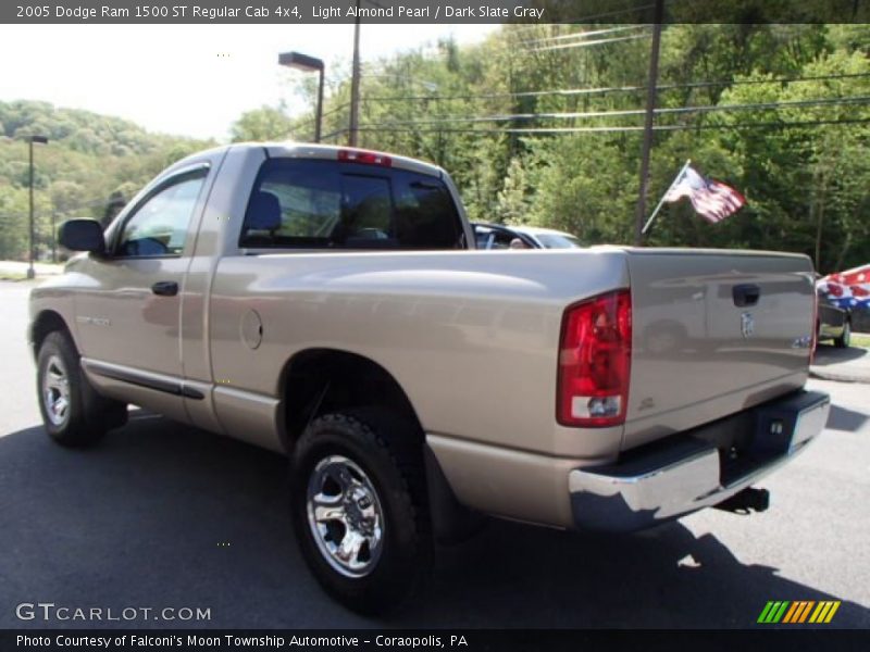 Light Almond Pearl / Dark Slate Gray 2005 Dodge Ram 1500 ST Regular Cab 4x4
