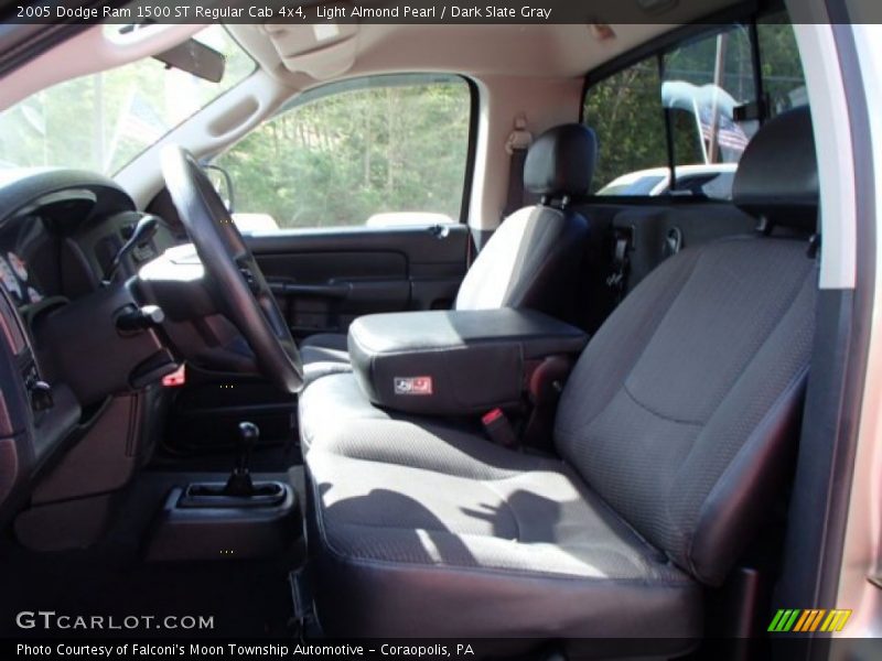 Light Almond Pearl / Dark Slate Gray 2005 Dodge Ram 1500 ST Regular Cab 4x4