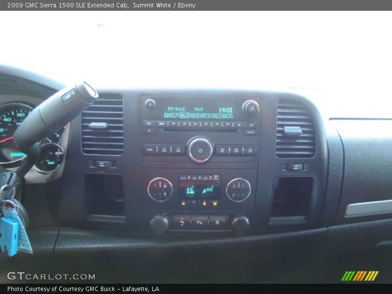 Summit White / Ebony 2009 GMC Sierra 1500 SLE Extended Cab