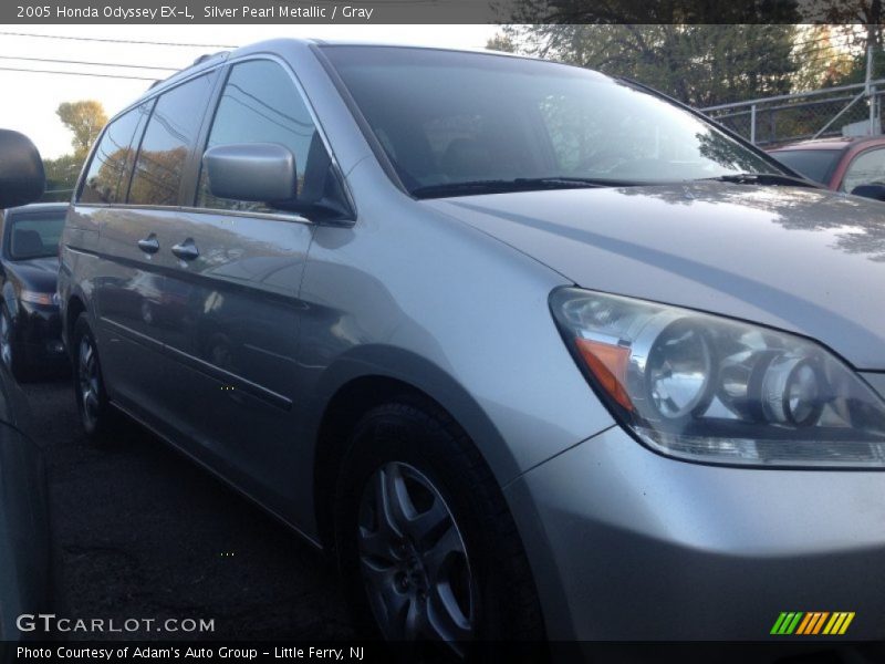 Silver Pearl Metallic / Gray 2005 Honda Odyssey EX-L