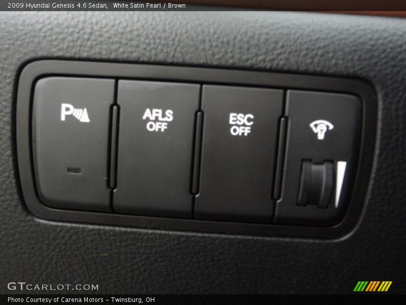 White Satin Pearl / Brown 2009 Hyundai Genesis 4.6 Sedan