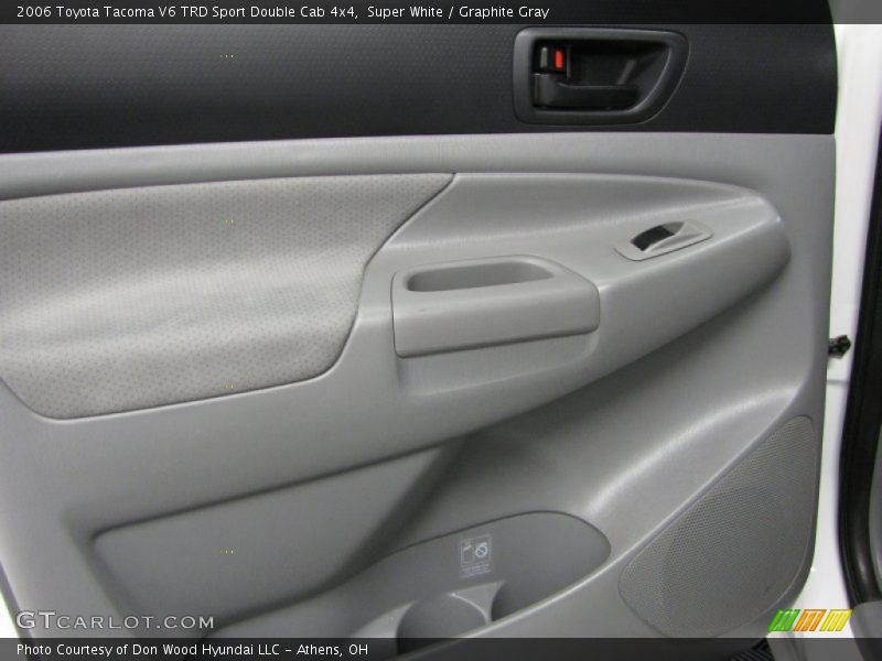 Super White / Graphite Gray 2006 Toyota Tacoma V6 TRD Sport Double Cab 4x4