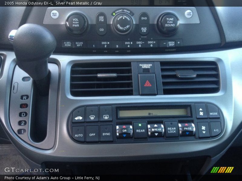 Silver Pearl Metallic / Gray 2005 Honda Odyssey EX-L
