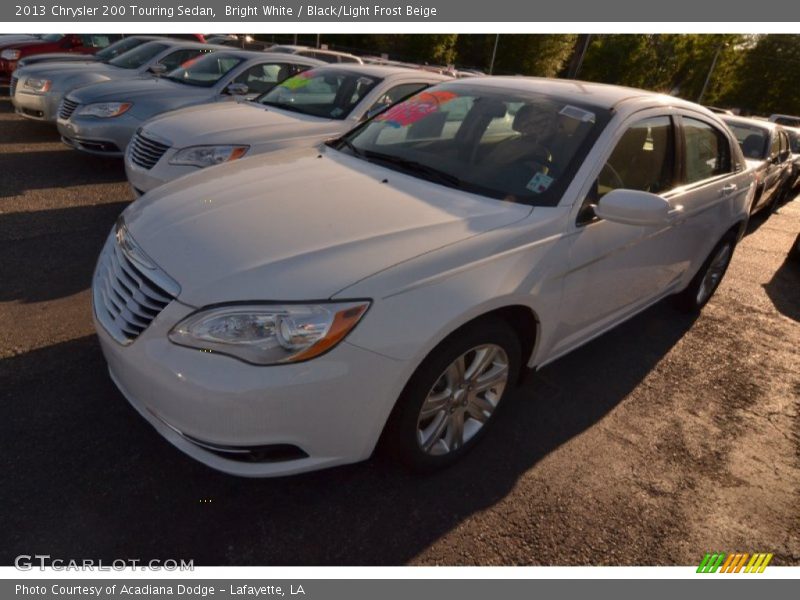 Bright White / Black/Light Frost Beige 2013 Chrysler 200 Touring Sedan