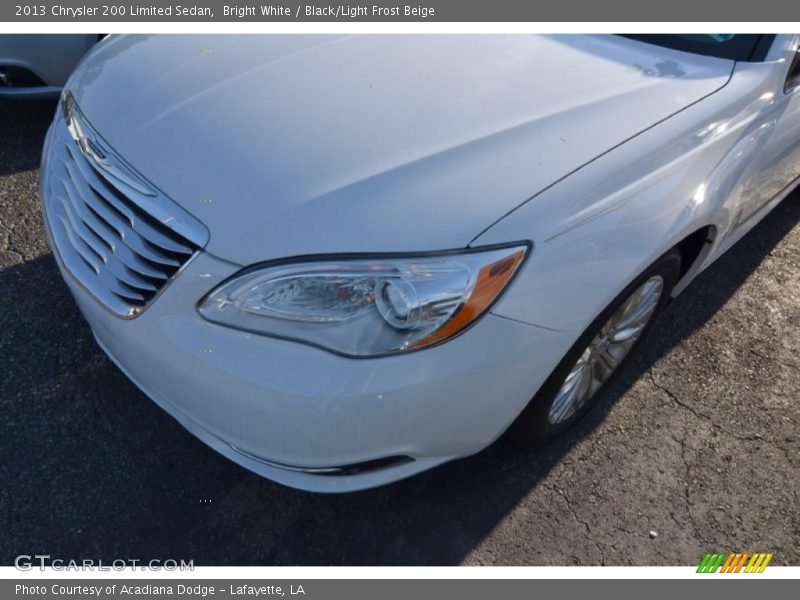Bright White / Black/Light Frost Beige 2013 Chrysler 200 Limited Sedan