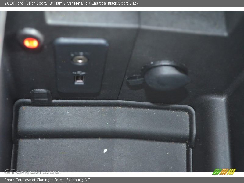 Brilliant Silver Metallic / Charcoal Black/Sport Black 2010 Ford Fusion Sport