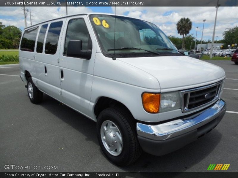 Oxford White / Medium Flint Grey 2006 Ford E Series Van E350 XLT Passenger