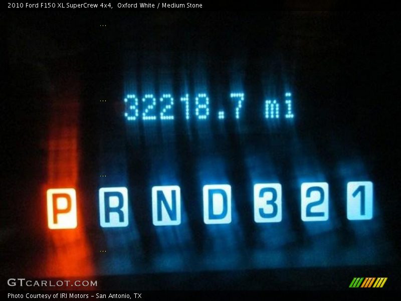 Oxford White / Medium Stone 2010 Ford F150 XL SuperCrew 4x4