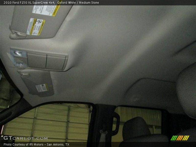 Oxford White / Medium Stone 2010 Ford F150 XL SuperCrew 4x4