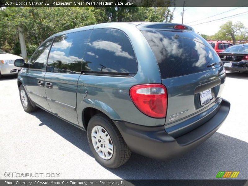 Magnesium Green Pearl / Medium Slate Gray 2007 Dodge Caravan SE