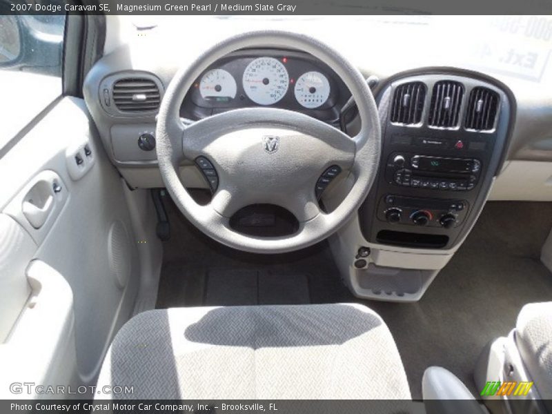 Magnesium Green Pearl / Medium Slate Gray 2007 Dodge Caravan SE