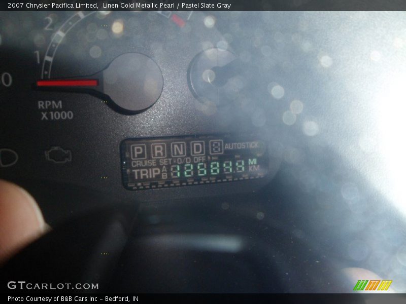 Linen Gold Metallic Pearl / Pastel Slate Gray 2007 Chrysler Pacifica Limited