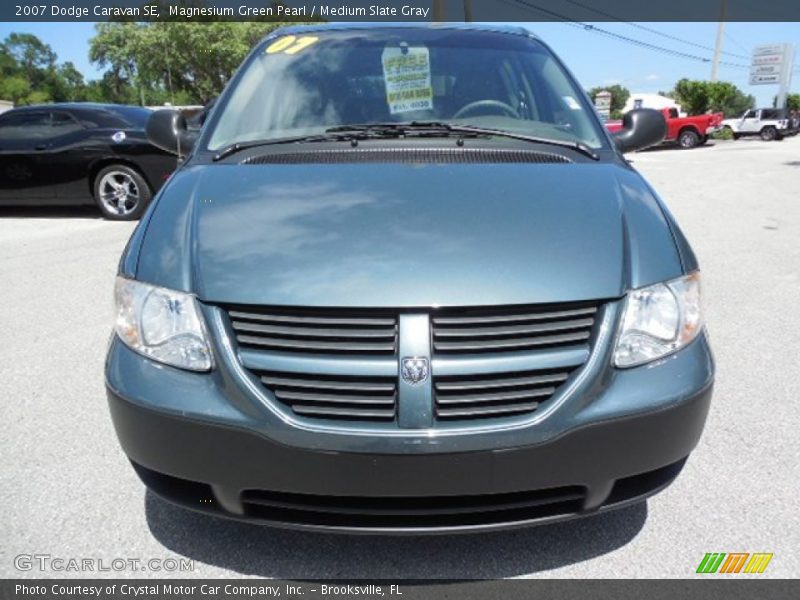 Magnesium Green Pearl / Medium Slate Gray 2007 Dodge Caravan SE