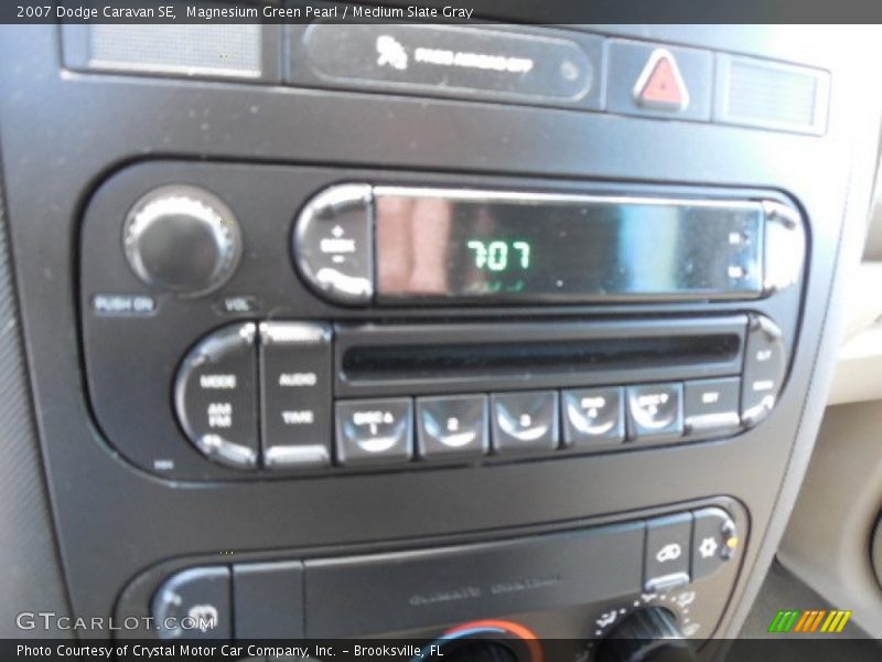 Magnesium Green Pearl / Medium Slate Gray 2007 Dodge Caravan SE
