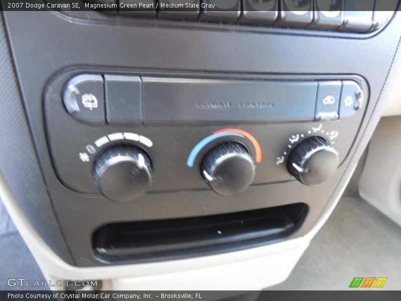 Magnesium Green Pearl / Medium Slate Gray 2007 Dodge Caravan SE