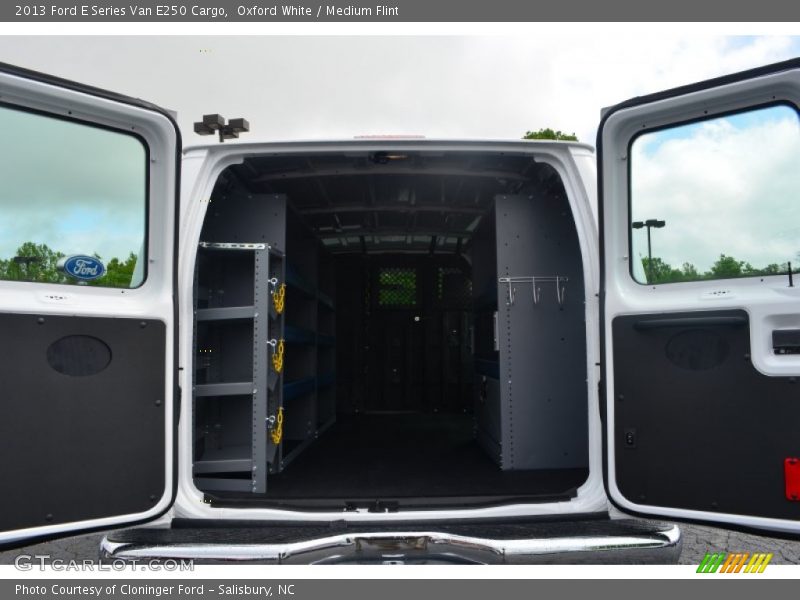 Oxford White / Medium Flint 2013 Ford E Series Van E250 Cargo