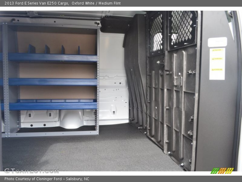 Oxford White / Medium Flint 2013 Ford E Series Van E250 Cargo