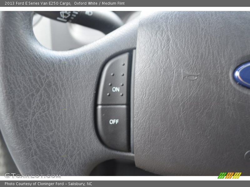 Oxford White / Medium Flint 2013 Ford E Series Van E250 Cargo