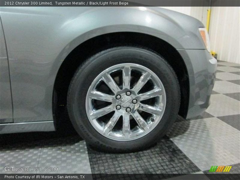 Tungsten Metallic / Black/Light Frost Beige 2012 Chrysler 300 Limited