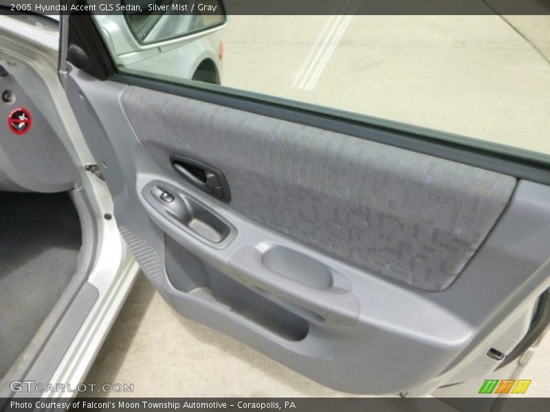 Silver Mist / Gray 2005 Hyundai Accent GLS Sedan