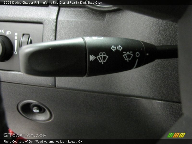 Controls of 2008 Charger R/T