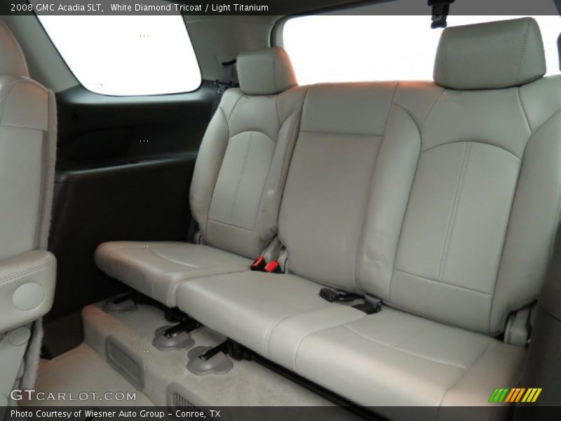 White Diamond Tricoat / Light Titanium 2008 GMC Acadia SLT