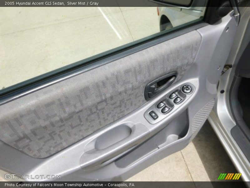 Silver Mist / Gray 2005 Hyundai Accent GLS Sedan