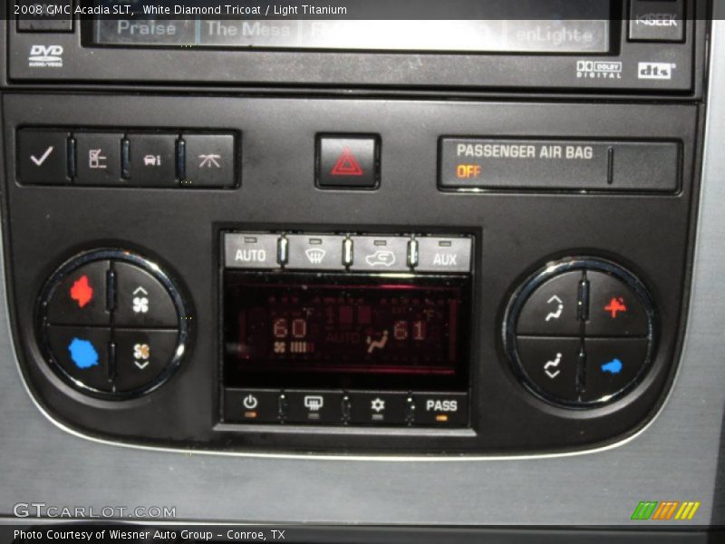 White Diamond Tricoat / Light Titanium 2008 GMC Acadia SLT