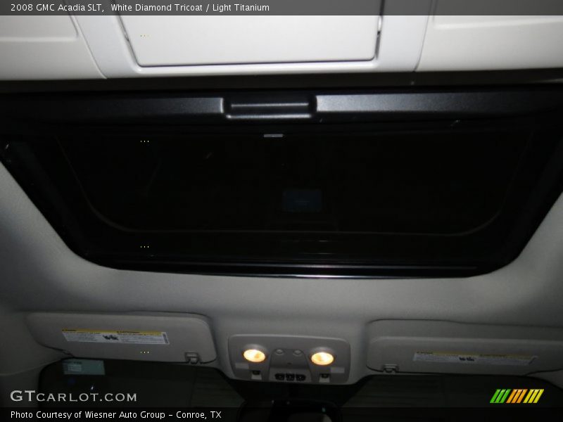 White Diamond Tricoat / Light Titanium 2008 GMC Acadia SLT
