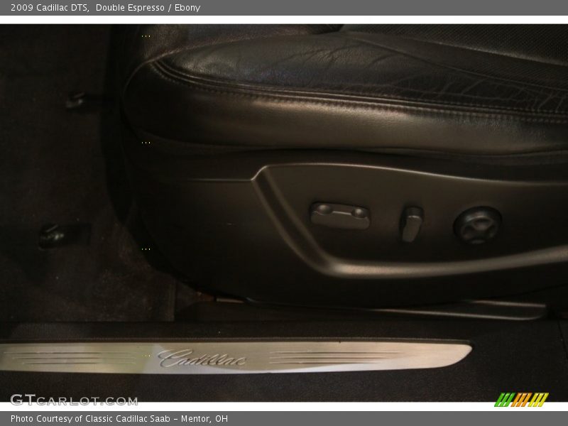 Double Espresso / Ebony 2009 Cadillac DTS