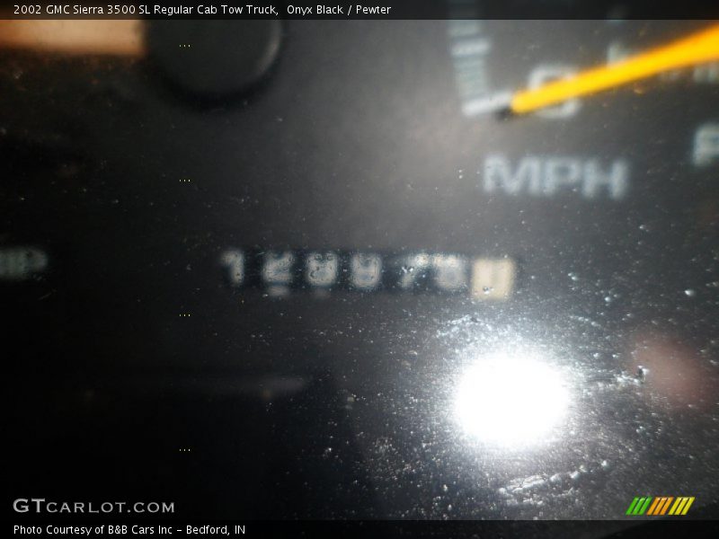 Onyx Black / Pewter 2002 GMC Sierra 3500 SL Regular Cab Tow Truck