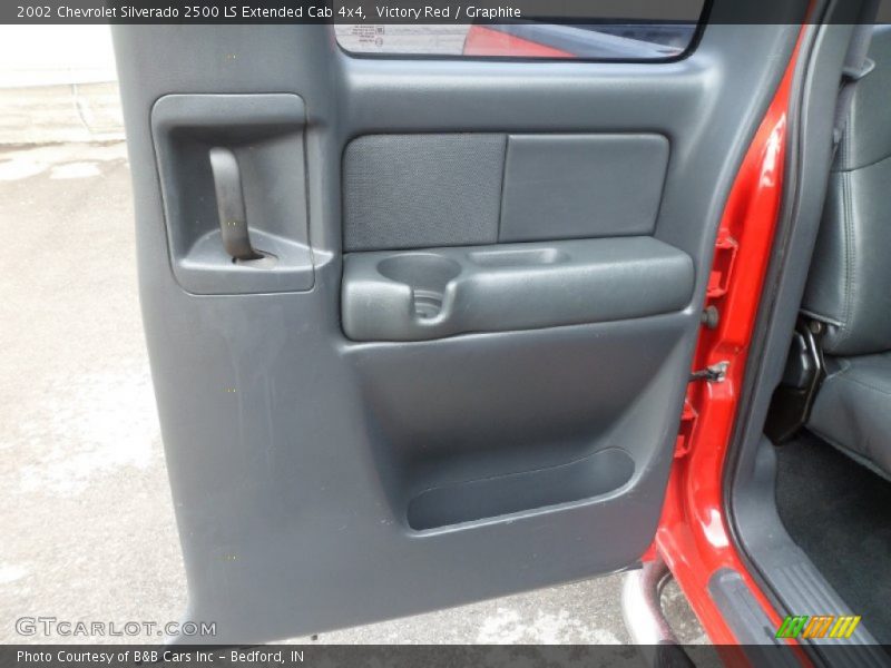 Victory Red / Graphite 2002 Chevrolet Silverado 2500 LS Extended Cab 4x4