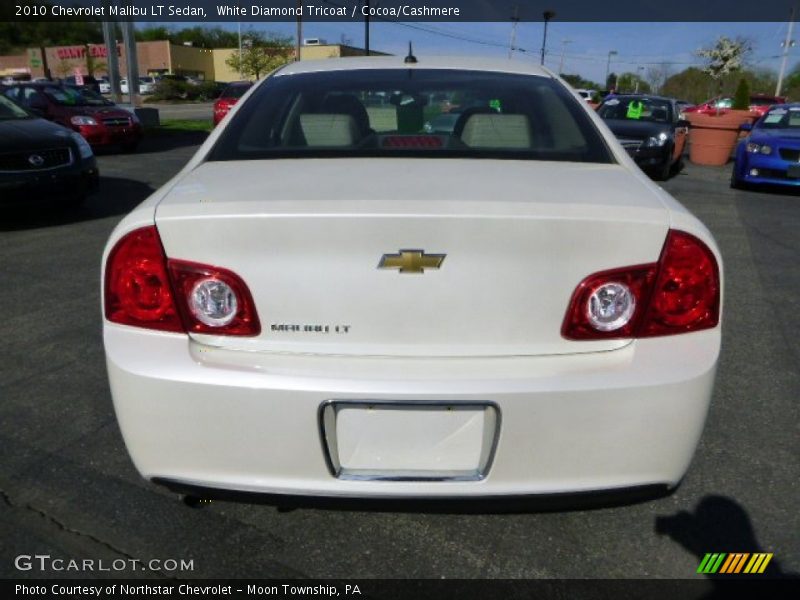 White Diamond Tricoat / Cocoa/Cashmere 2010 Chevrolet Malibu LT Sedan