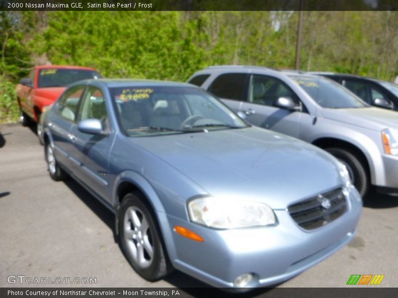 Satin Blue Pearl / Frost 2000 Nissan Maxima GLE